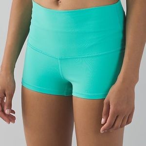 lululemon Boogie Short Roll Down - Bali Breeze -10