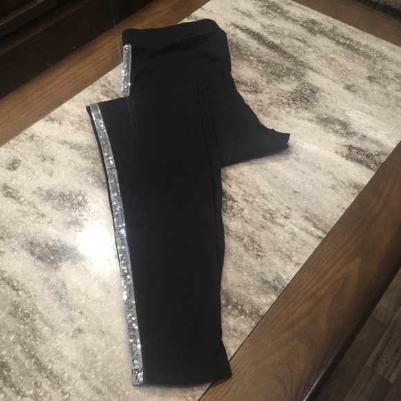 PINK Victoria's Secret black/sequin leggings