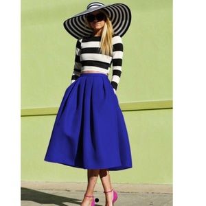 A-line midi pleated skirt
