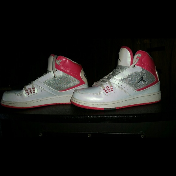 Jordans pink white and silver - Picture 2 of 4
