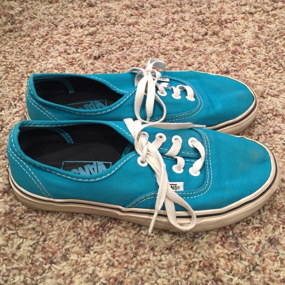 Vans - Picture 2 of 2