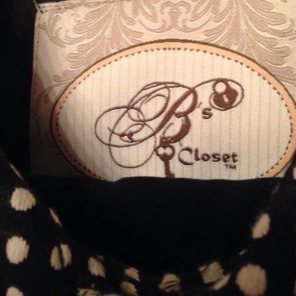 Size L Shell/Jacket - Picture 2 of 2