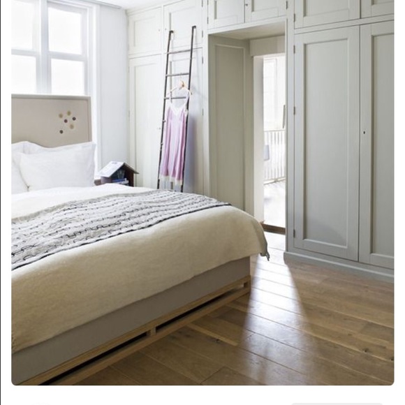 Meet your Posher, Melissa - Picture 1 of 1