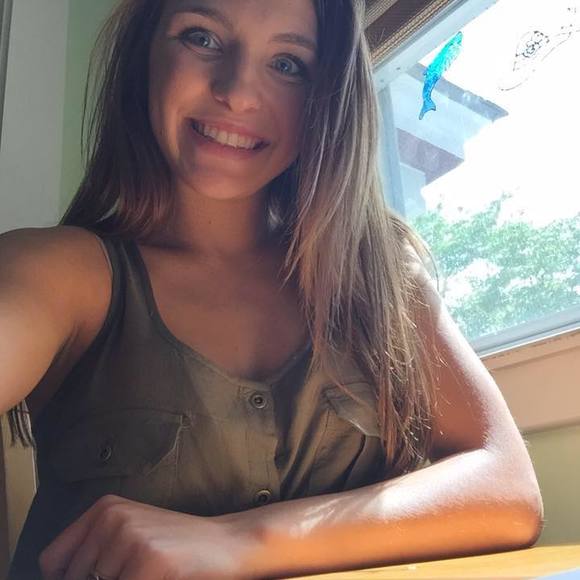 Meet your Posher, Ravyn - Picture 1 of 1