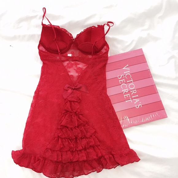 Brandnew Victoria Secrets Lace Bustie-back red - Picture 2 of 4