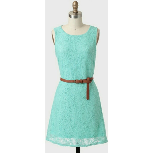 🎉 HP Style Obsessions 🎉NWT mint lace dress - Picture 2 of 5