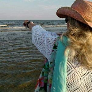 Meet your Posher, Lana