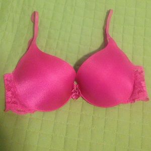 Victoria's Secret Angels Air push up