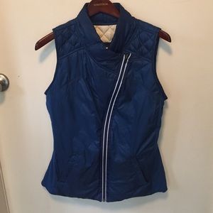 lululemon blue reversible thin puffer vest