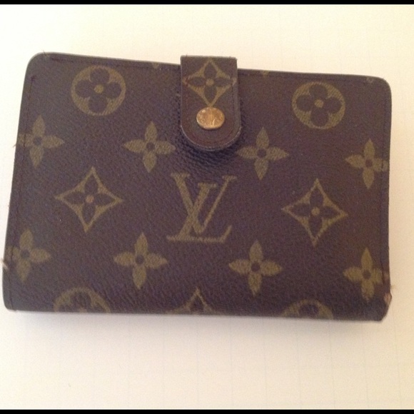 LV wallet