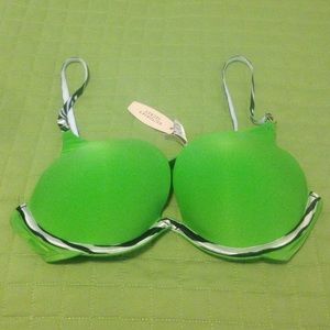 Victoria's Secret very sexy push up