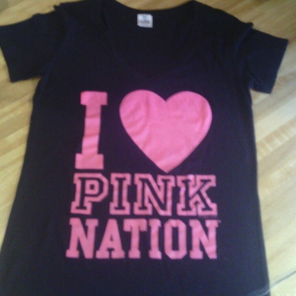 Vs pink tee