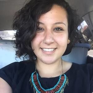 Meet your Posher, Laura