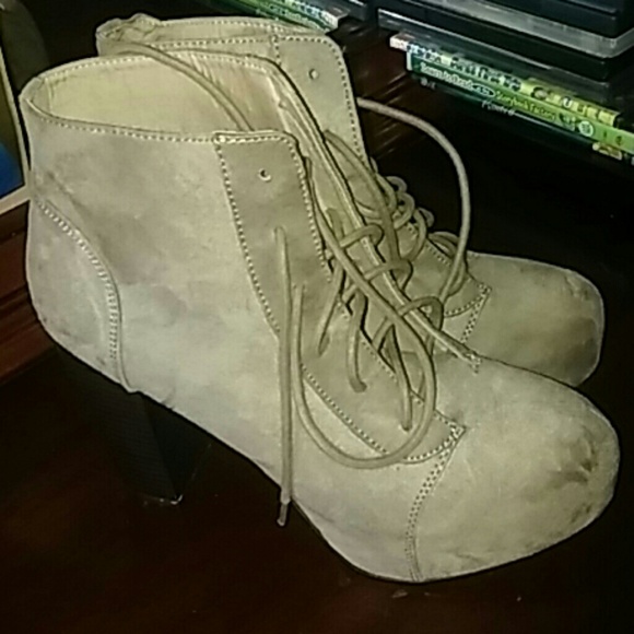 Taupe boots
