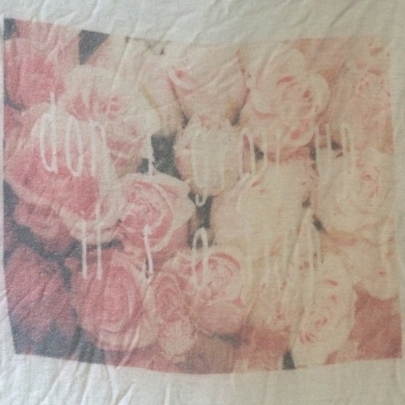 ✨CRAZY RARE!✨ Caroline Tee - Picture 2 of 3