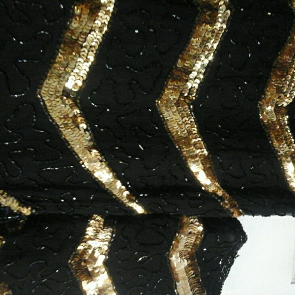Dress - Picture 3 of 4
