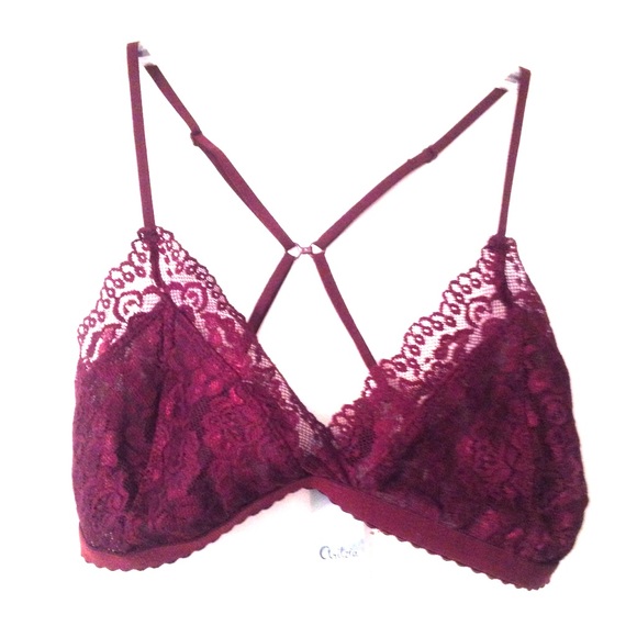 Aritzia Other - Lace bralette