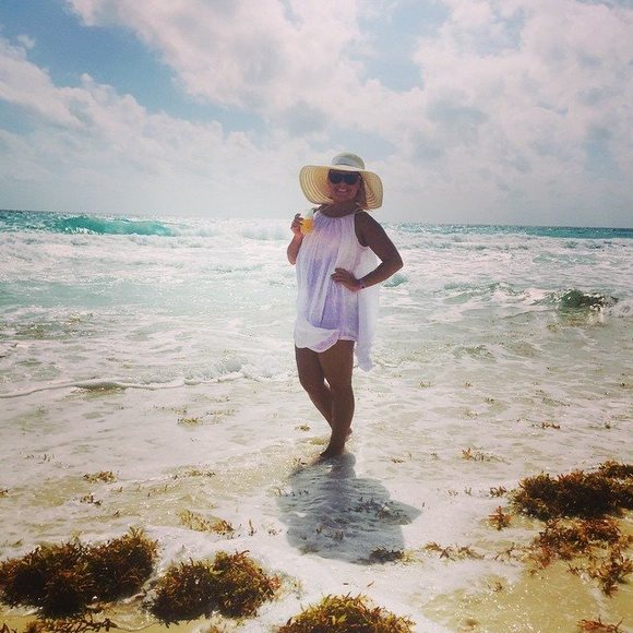 Meet your Posher, Emily - Picture 1 of 1