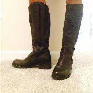 Vera Wang Black Leather Moto Boots Size 9