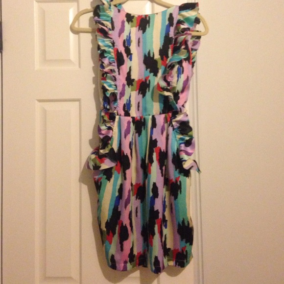 Backless dress