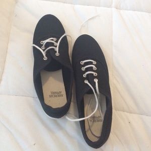 AMERICAN APPAREL Tennis Shoes Size 5