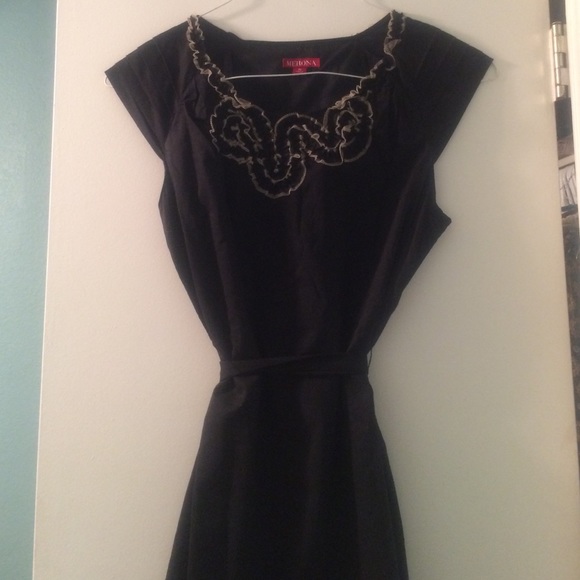 Cute black dress
