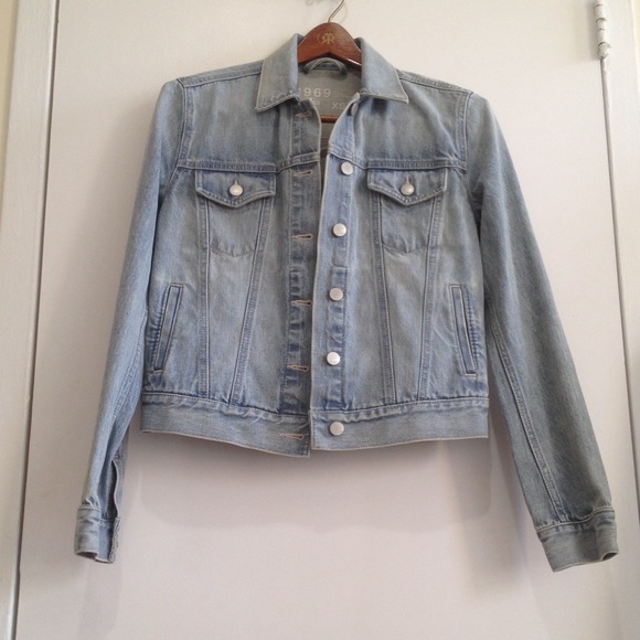 Brand New GAP denim jacket size XS