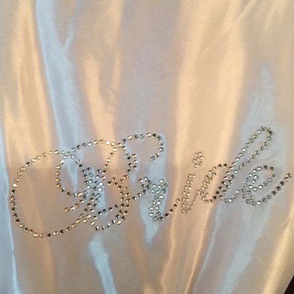 Bride Robe - Picture 3 of 4