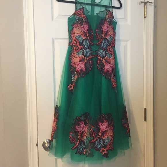 Anthropologie emerald green dress
