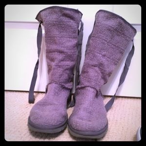 LIKE NEW Lace Up Purple Grey Uggs