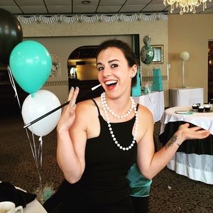 Meet your Posher, Dana