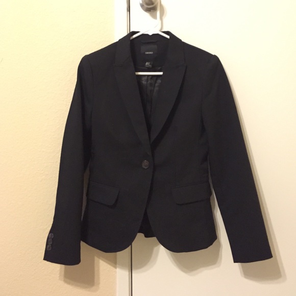 Forever 21 black blazer