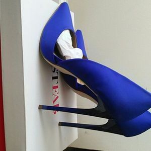 Blue Pumps