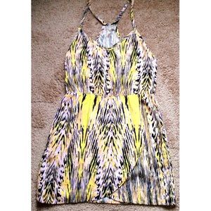 size medium kirra dress