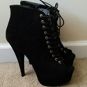 Lace up booties