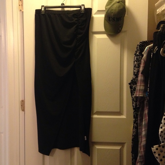 Material Girl - black maxi skirt