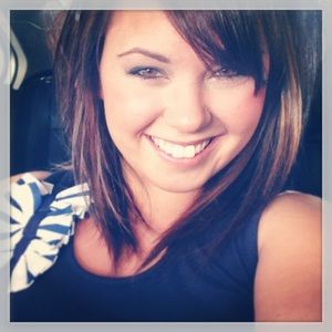 Meet your Posher, Holly