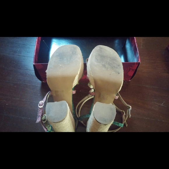 Funky Lulu Townsend size 9 heels - Picture 4 of 4