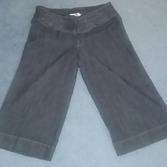Capri  pants new