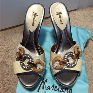 earth marconi sandal