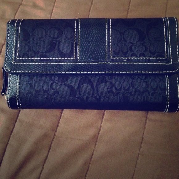 Coach wallet