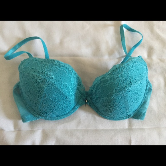 H&M Aqua lace push up bra