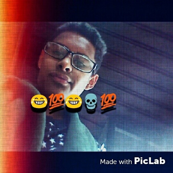 Meet your Posher, Jenaro