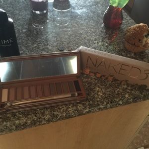 12 color nude eyeshadow
