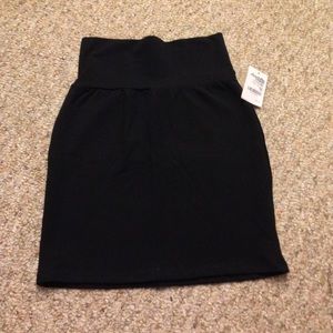XS Black Bodycon Skirt