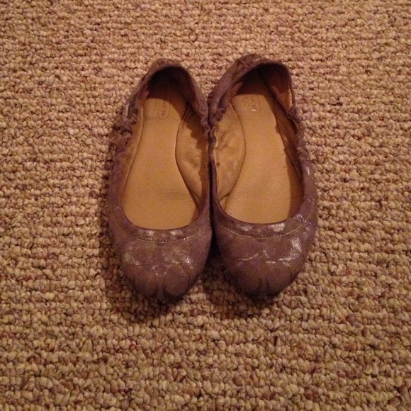 Coach flats