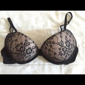Aerie black and pink lace convertible push-up bra