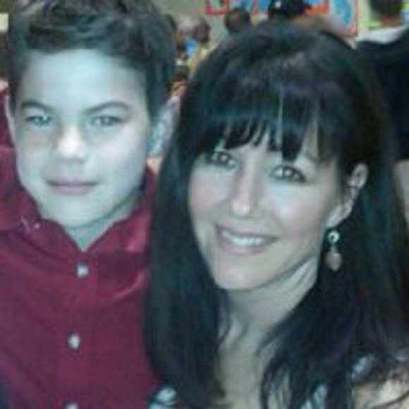 Meet your Posher, Leeann - Picture 1 of 1