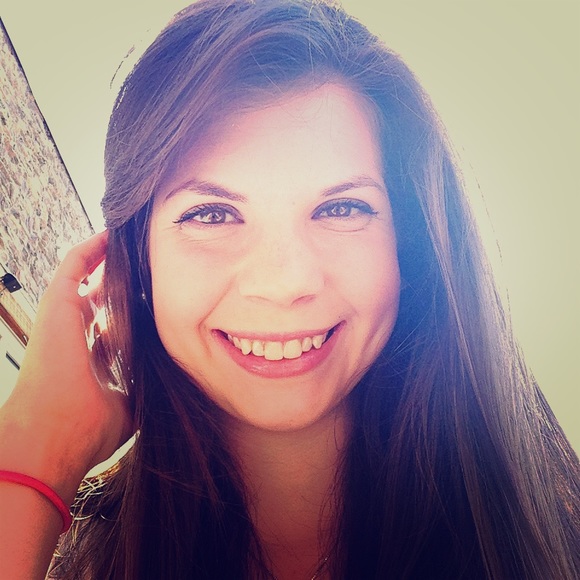 Meet your Posher, Rachel - Picture 1 of 1