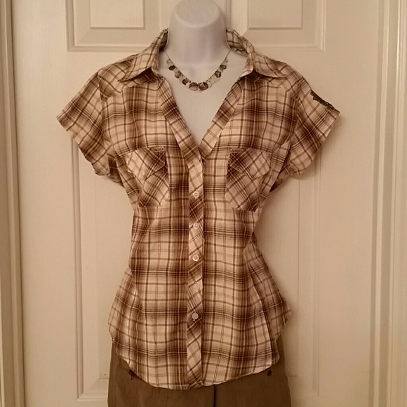 Beautiful Button Down Brown Plaid Top